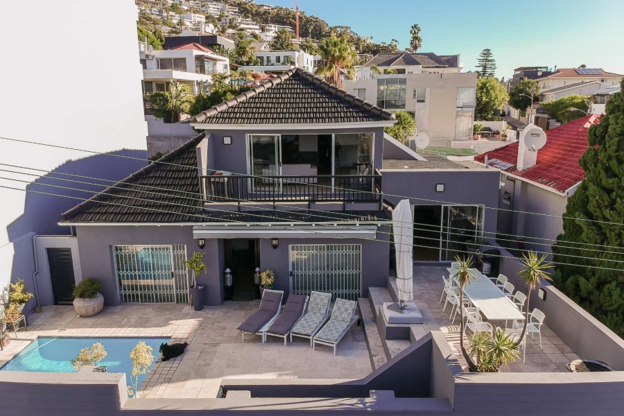 4 Bedroom Property for Sale in Fresnaye Western Cape